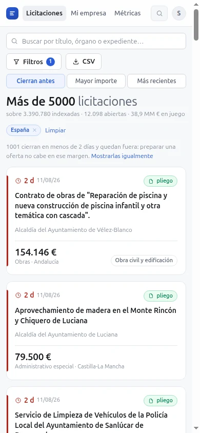 A mobile list of tenders with its filters.